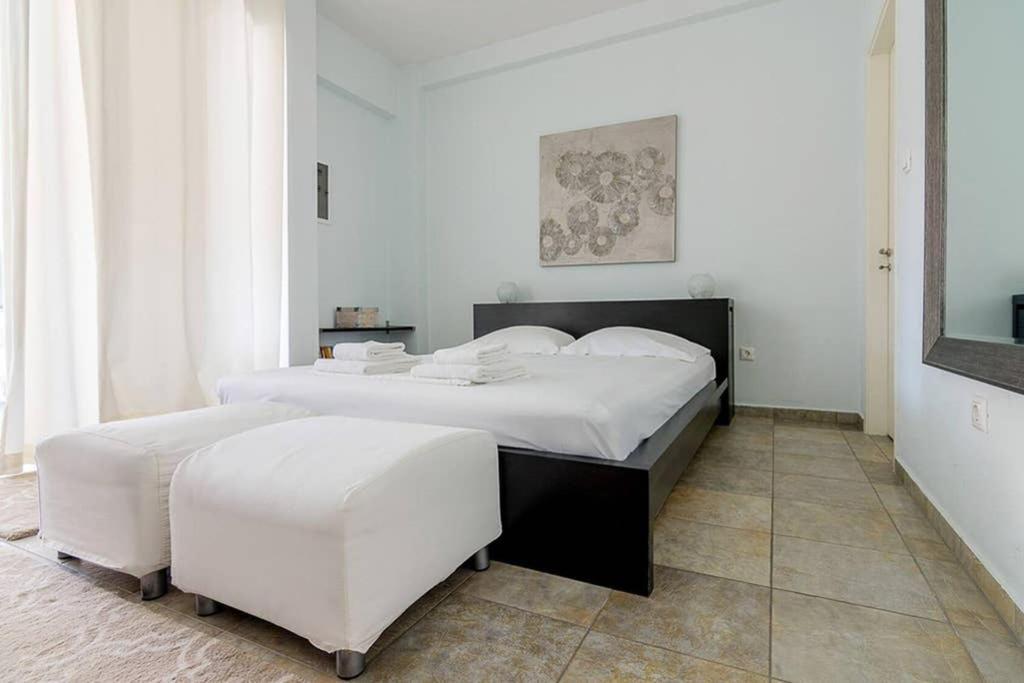 1Bedroom House In The City Center With Great View Афины Экстерьер фото